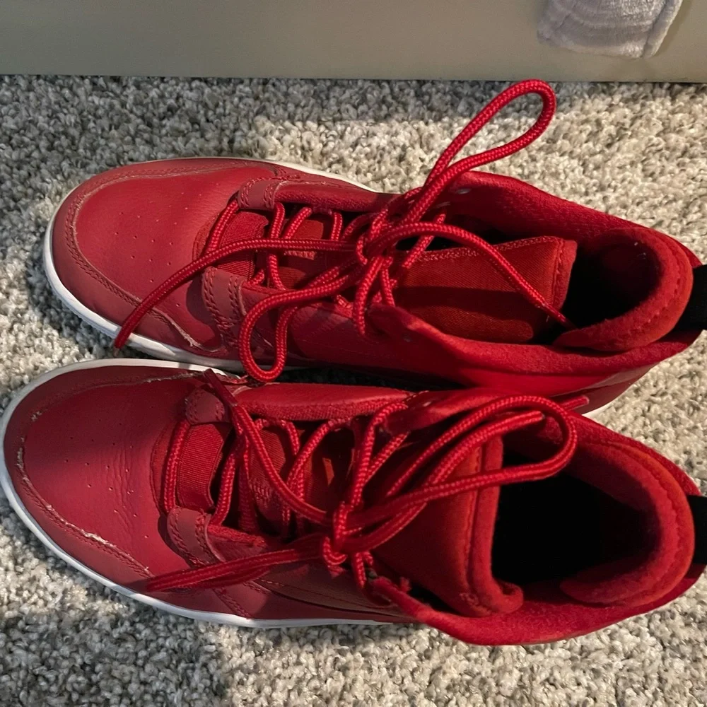 Nike Kids Red High-Top Sneakers Jordan - Picture 13 of 16